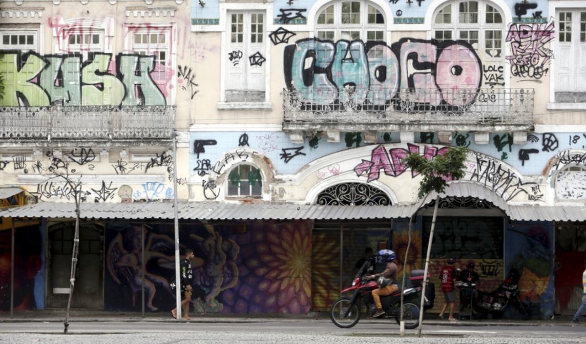 Fachada do prédio onde funcionava a boate Asa Branca, na Lapa (Foto: Marcelo Theobald/Agência O Globo)