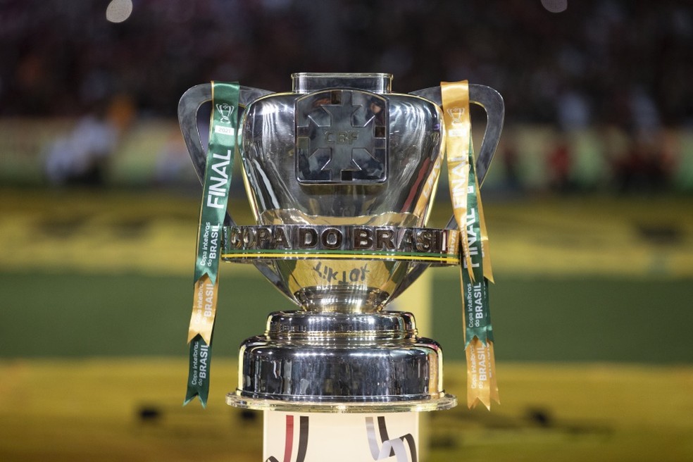 Taça da Copa do Brasil: 32 times seguem na disputa pelo título (Foto: Lucas Figueiredo/CBF)