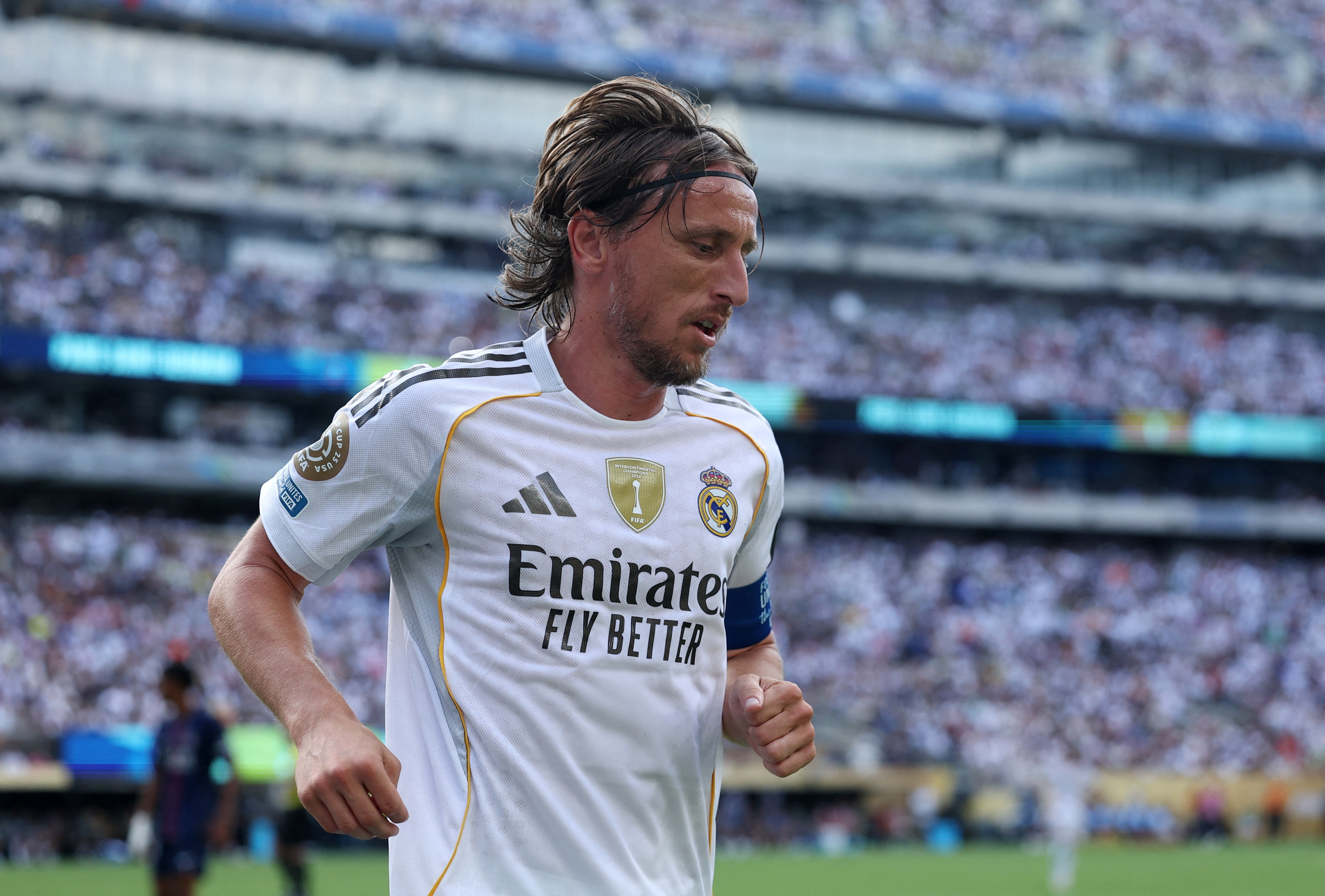 Modric se despede do Real Madrid com derrota humilhante para o PSG