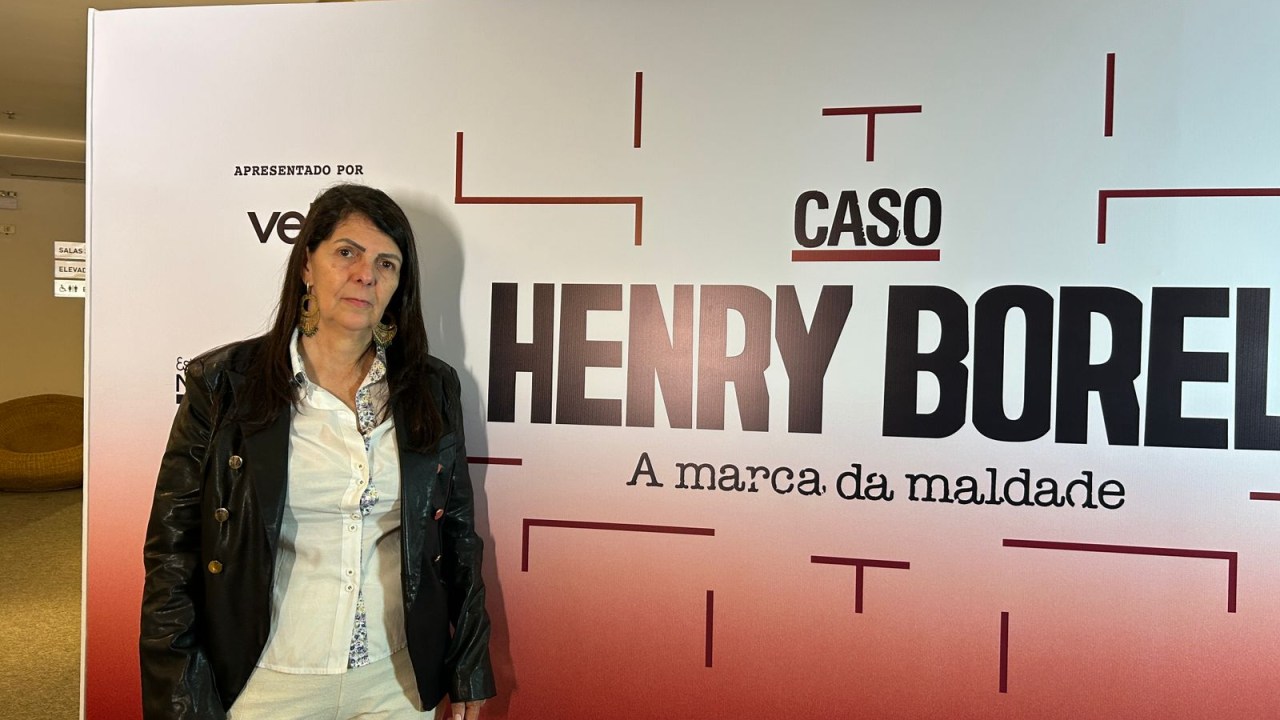 Avó de Henry Borel se emociona durante lançamento de documentário sobre o caso