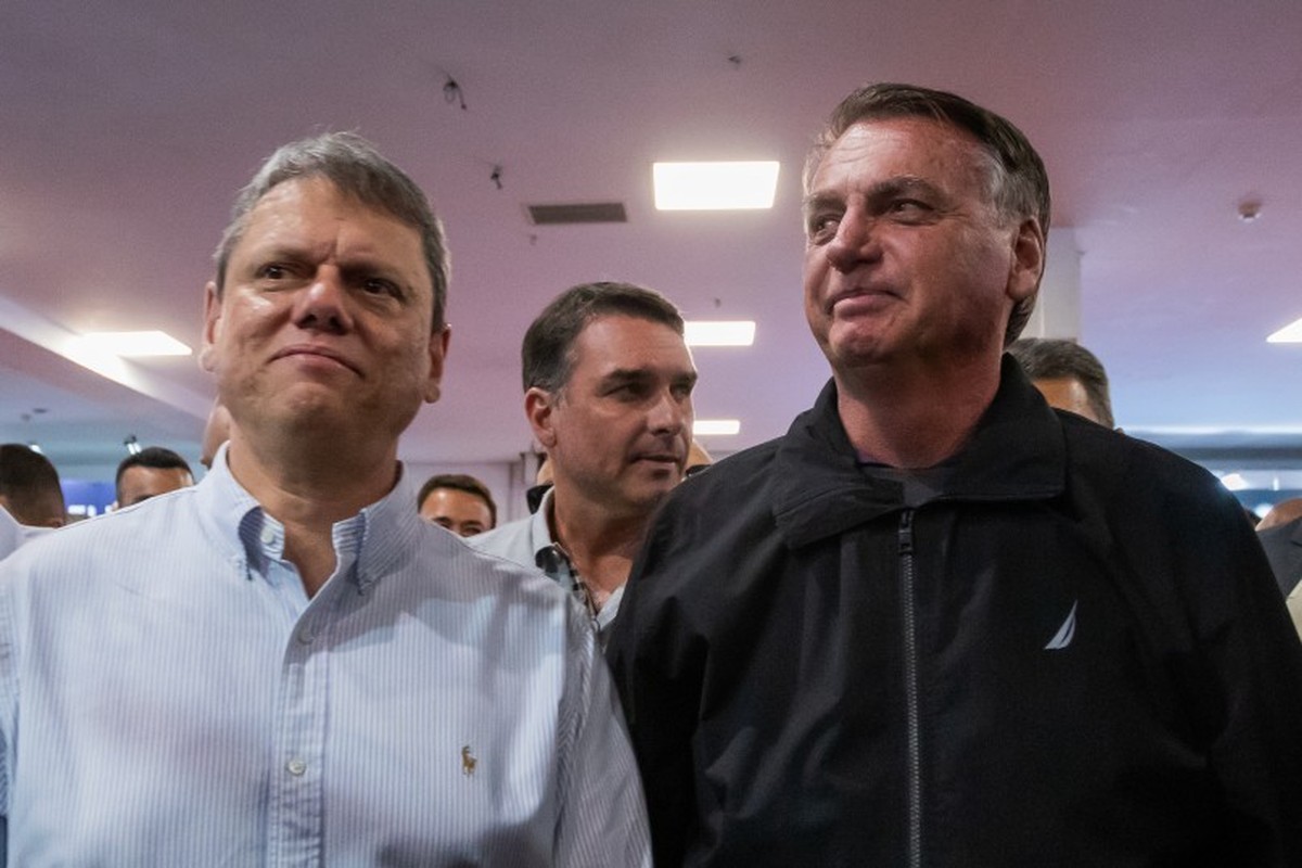 Tarcísio busca apoio de aliados do governo Trump após ataques de Eduardo Bolsonaro