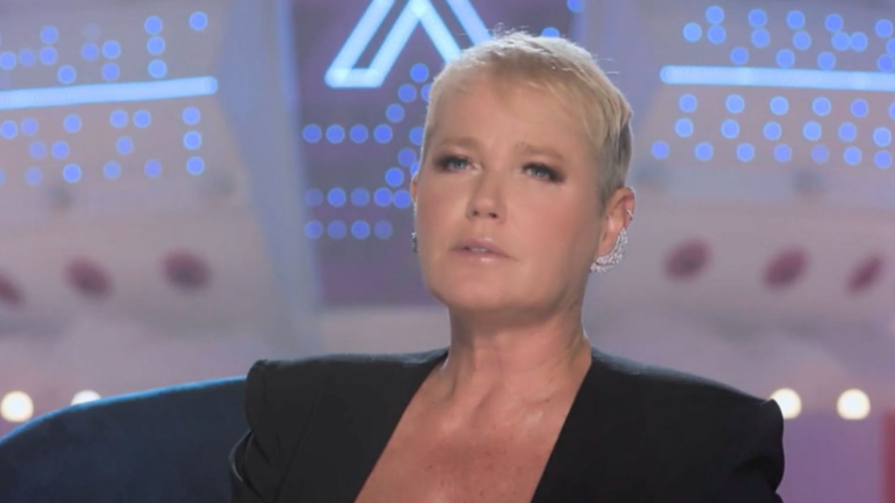 Xuxa alimenta morcegos em casa e gera polêmica nas redes sociais