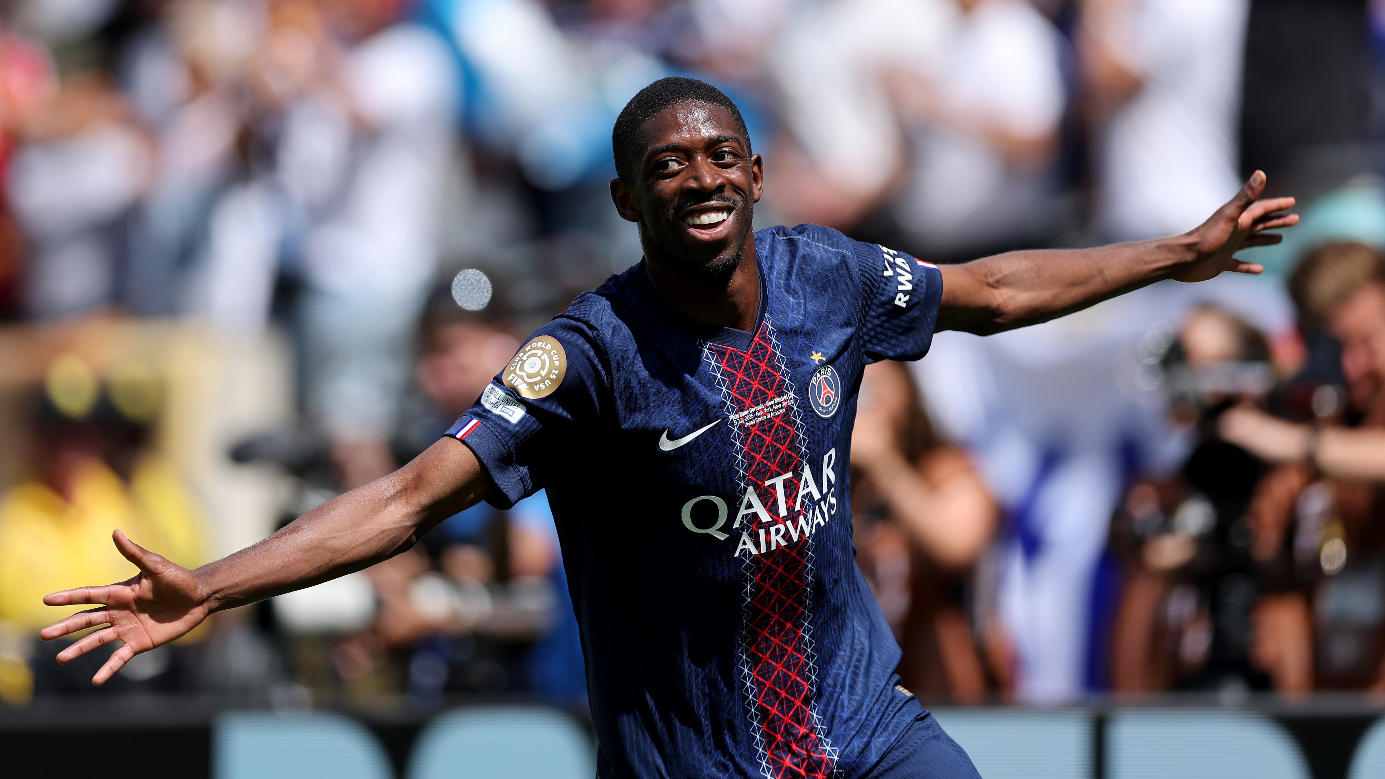 Luis Enrique destaca talento e importância de Dembélé para a equipe