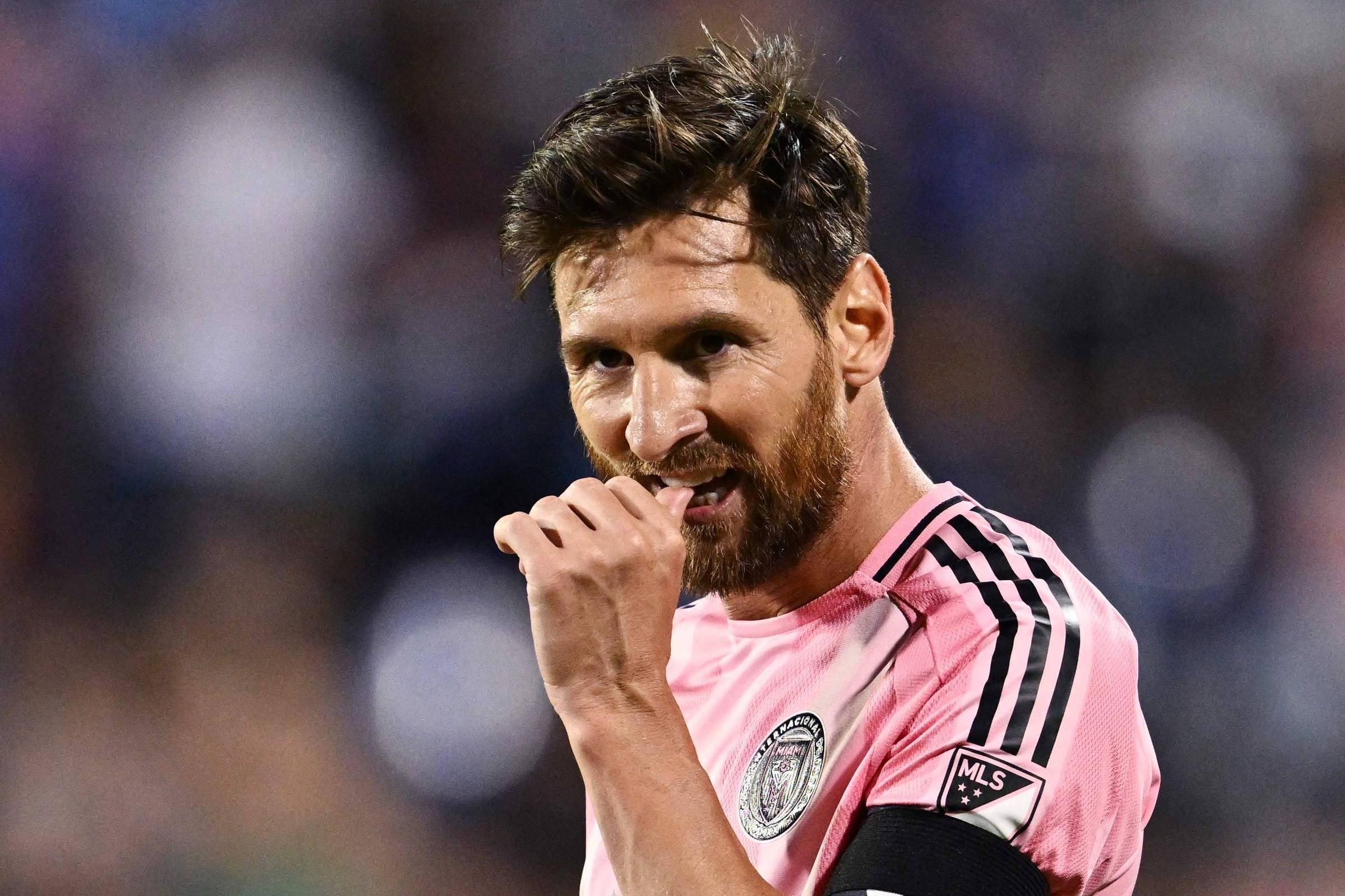 Messi define futuro entre Inter Miami, Barcelona e seleção argentina na Copa-2026