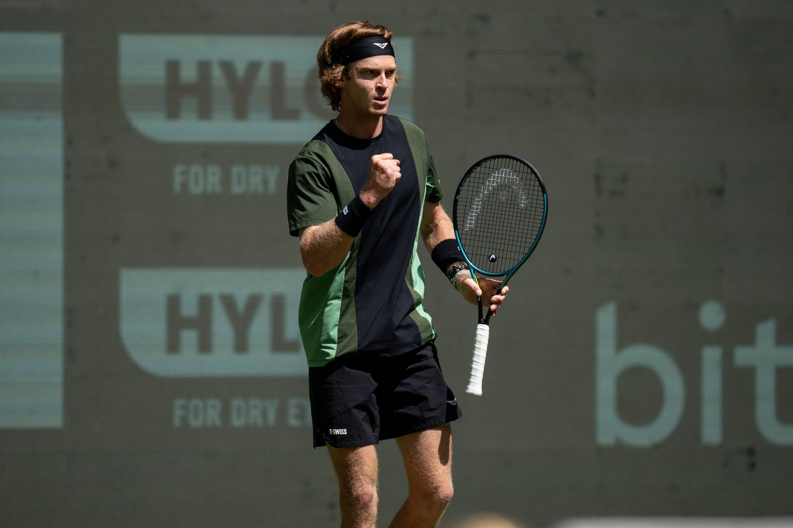 Rublev vence austríaco no quali e avança para enfrentar argentino na próxima fase