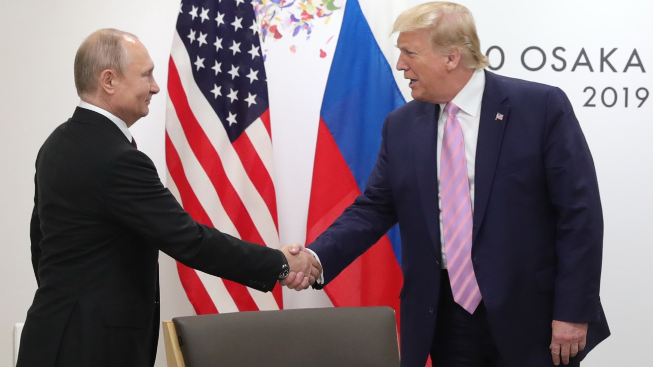 EUA ameaçam Brasil e Índia com sanções enquanto negociam com a Rússia