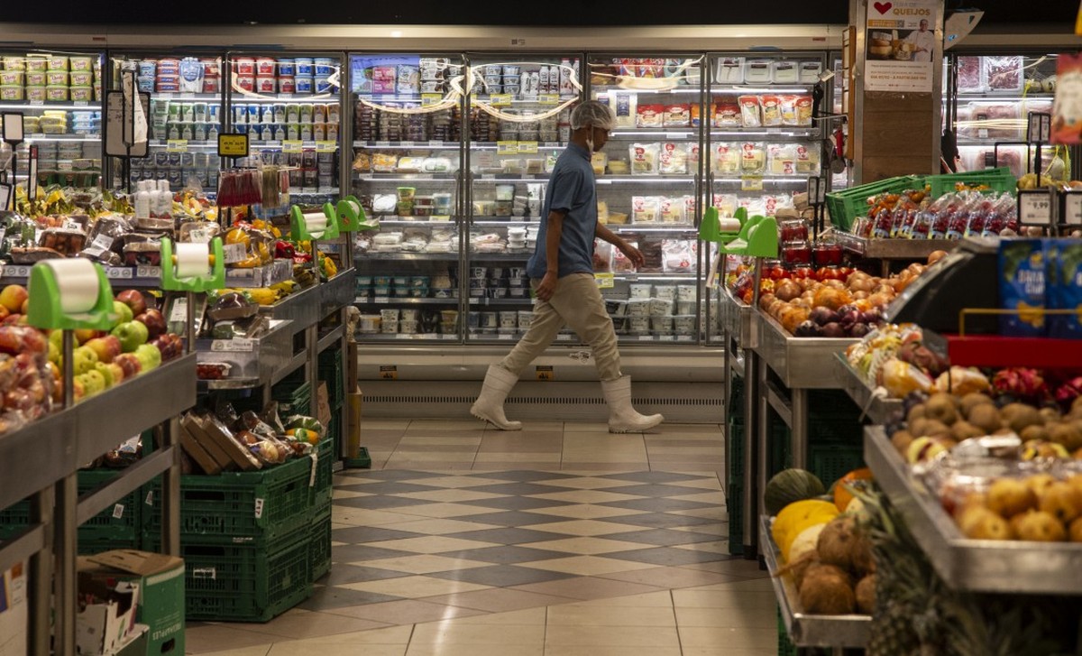 Vendas no varejo alimentar registram queda significativa no primeiro semestre