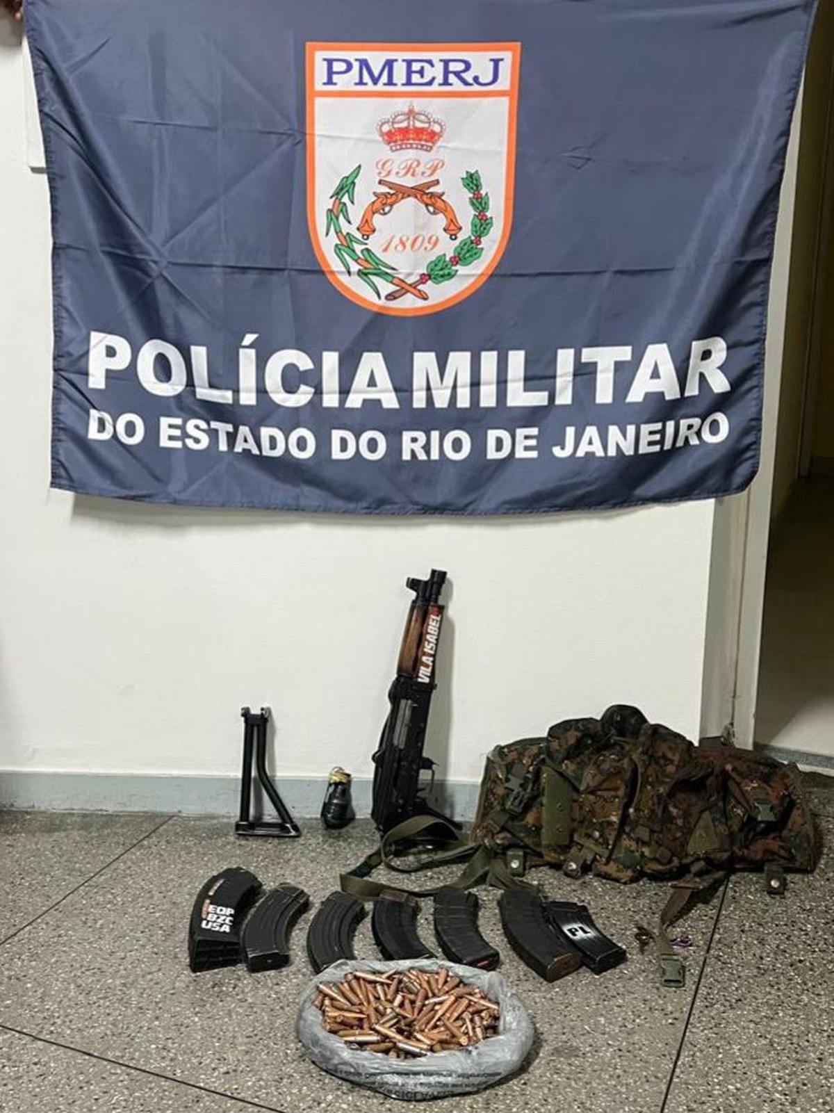 Tiroteio assusta novamente moradores do Morro dos Macacos em Vila Isabel