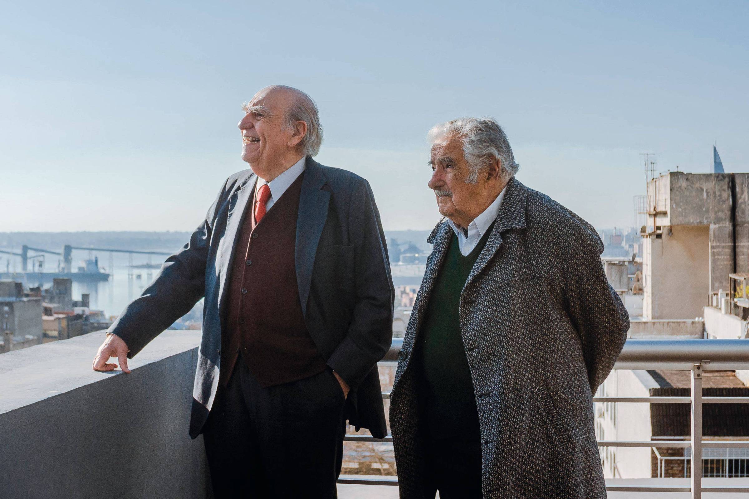 Sanguinetti e Mujica buscam unidade política no Uruguai com estilos diferentes