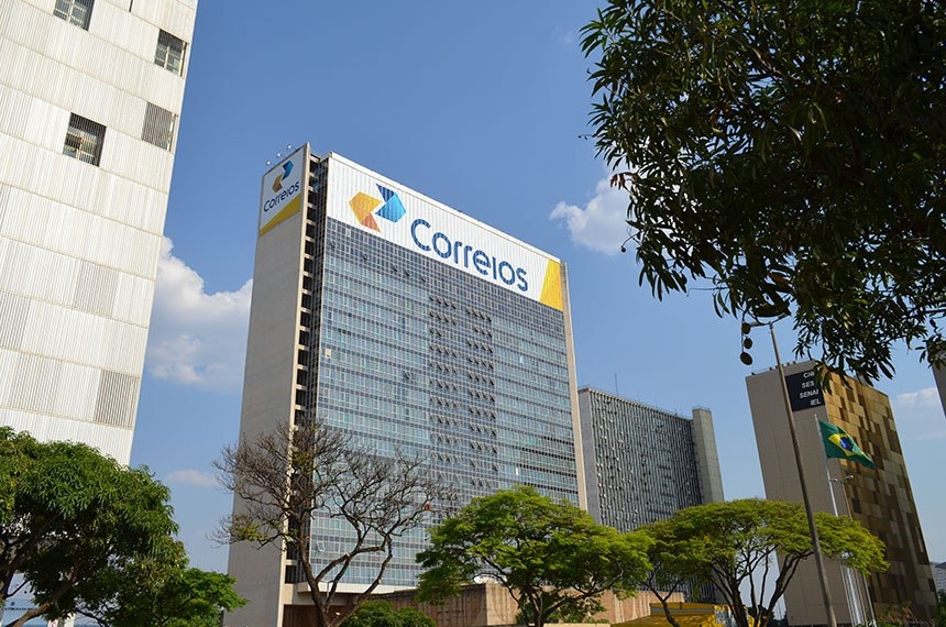 PF investiga denúncias de irregularidades feitas por fornecedor dos Correios