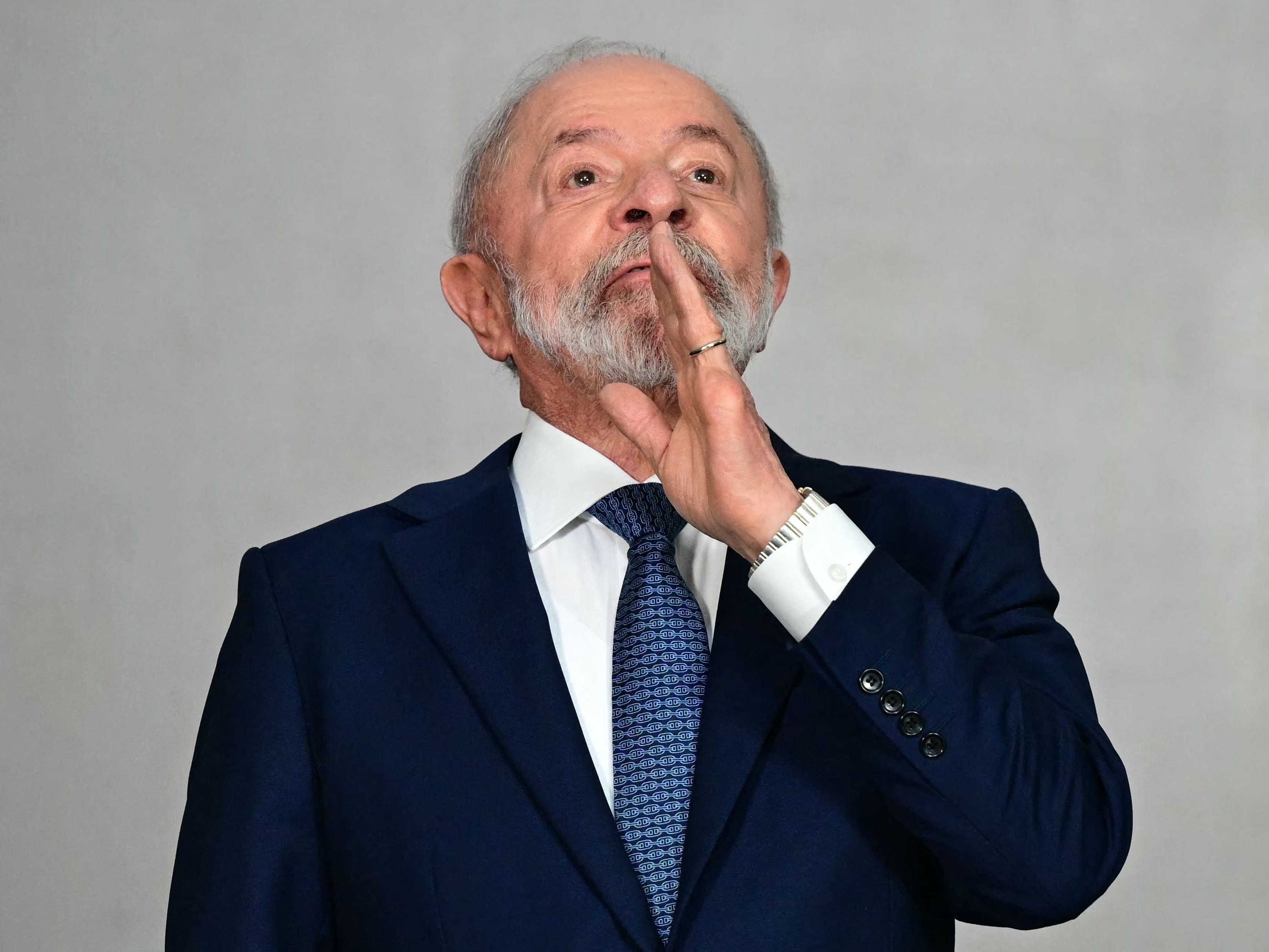 Tarifaço de Trump fortalece Lula e altera cenário político no Brasil