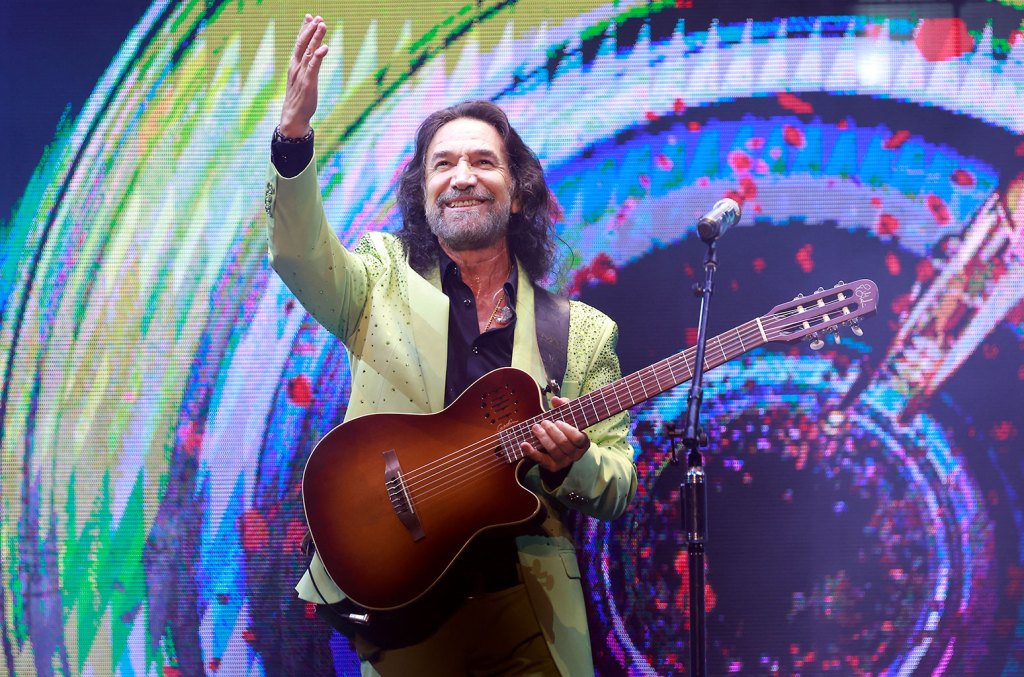 Marco Antonio Solís divulga turnê 'Más Cerca De Ti' com datas confirmadas
