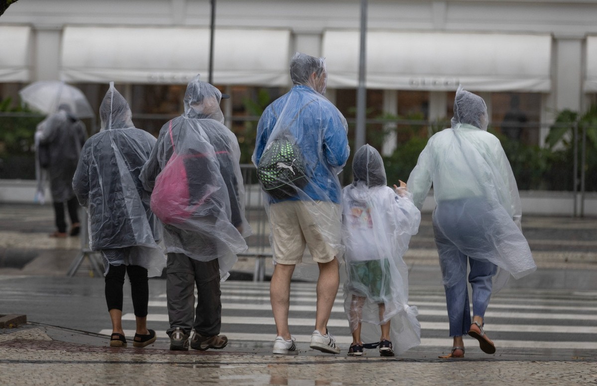 Sexta-feira no Rio terá chuva e ventos, com máxima de 23 graus prevista
