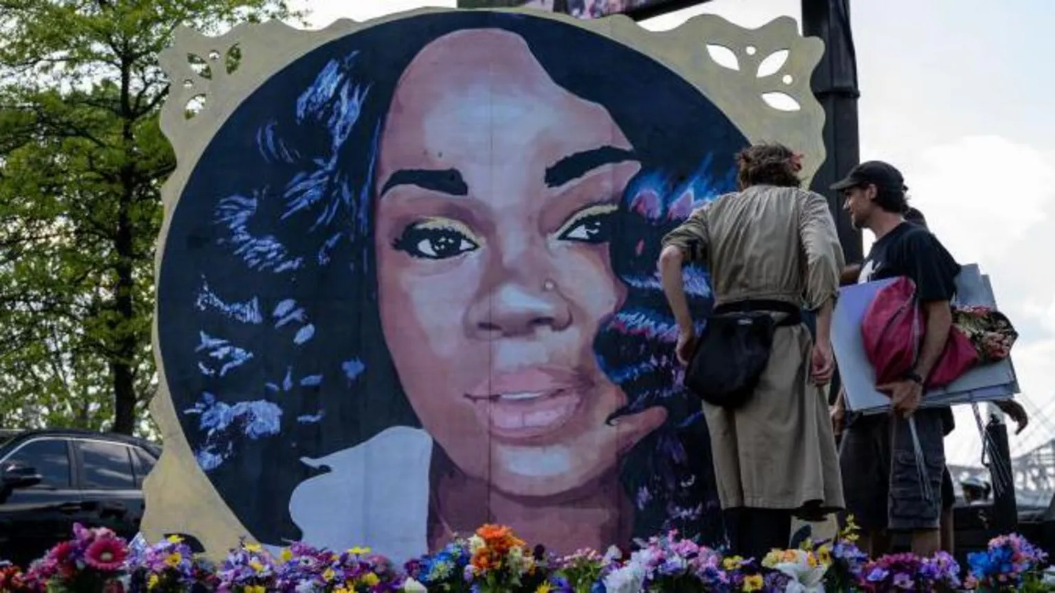 EUA pedem pena de um dia de prisão para policial condenado pela morte de Breonna Taylor