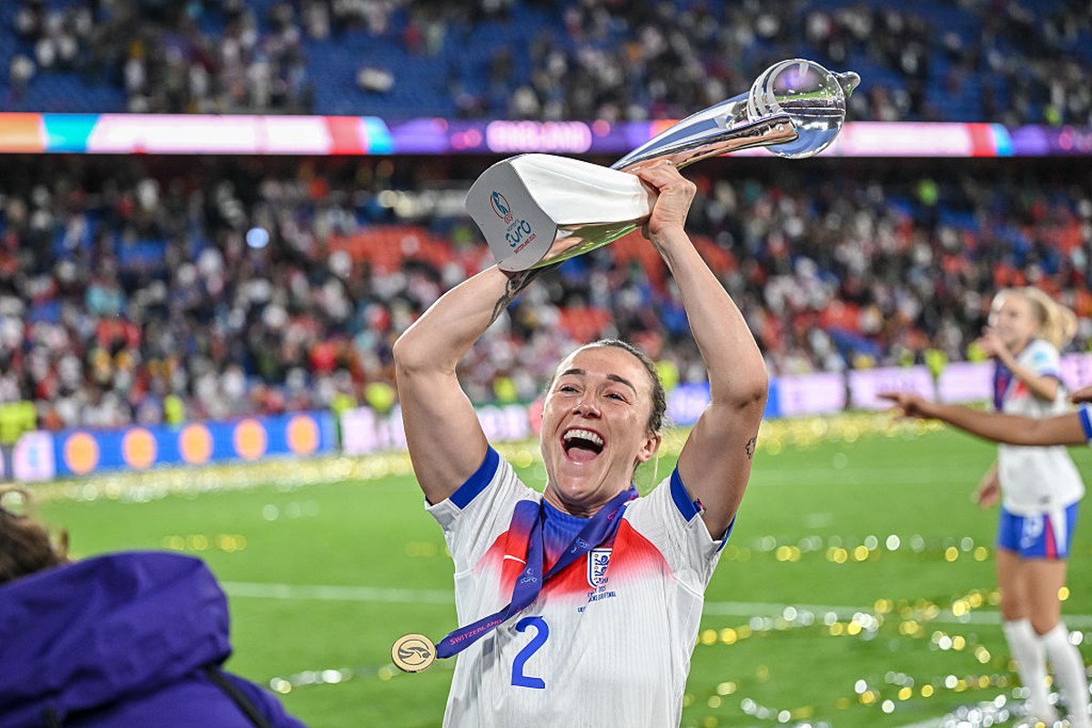 Jogadora da Inglaterra revela que disputou Eurocopa com perna quebrada