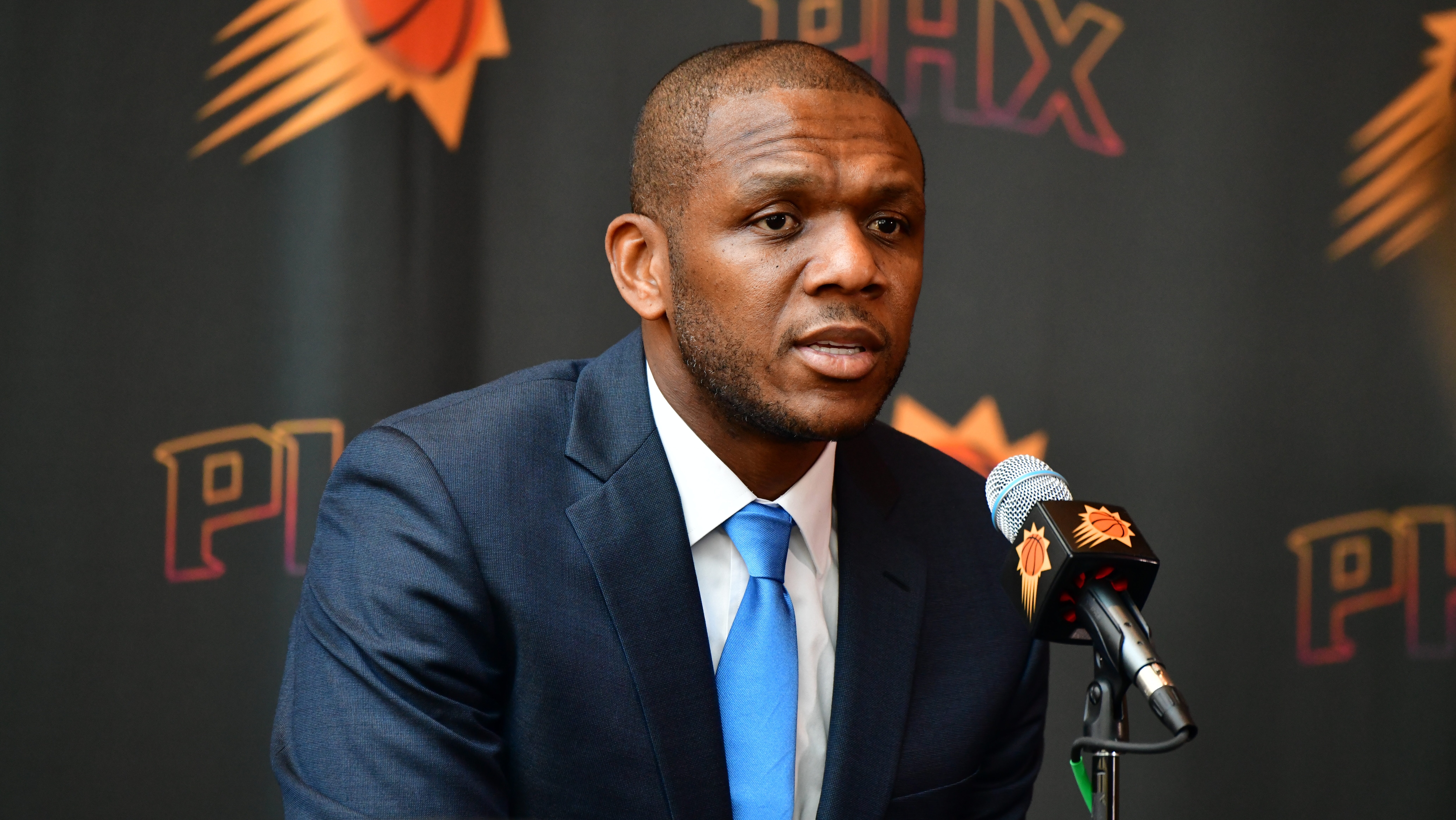 NBA nomeia James Jones como vice-presidente executivo de operações de basquete