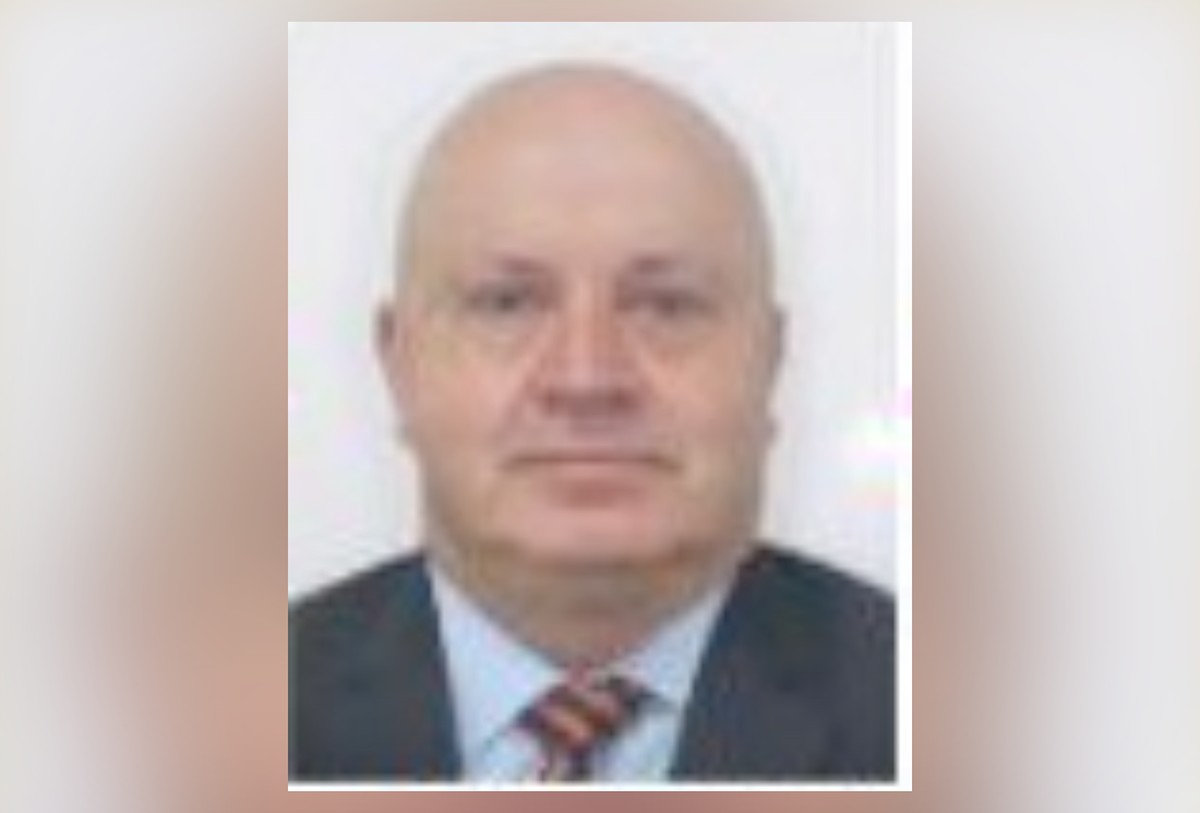 Careca do INSS pede respeito e ganha novo título de pessoa com pouco cabelo