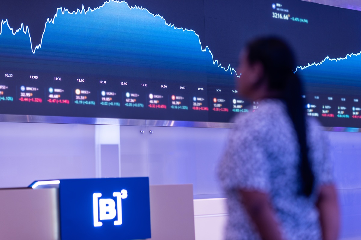 Acompanhe as ações de TIM, Brava, Ambipar, Eneva e Taurus nesta quarta-feira