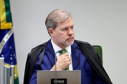 TSE e STF enfrentam impasse sobre possibilidade de '3º mandato' no Rio de Janeiro