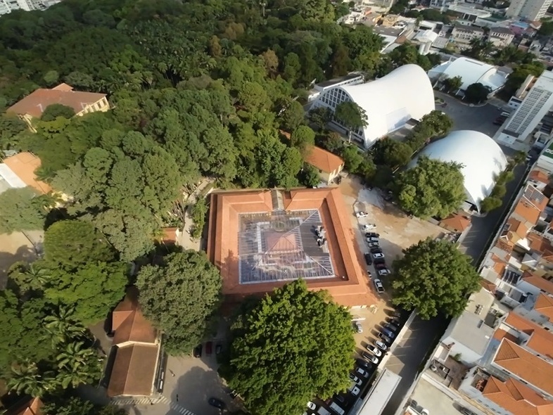 Construção de churrascaria temporária no Parque Água Branca é alvo de inquérito civil do MPSP (Ministério Público do Estado de São Paulo) (Foto: Matheus Manfredini/Cedido ao UOL)
