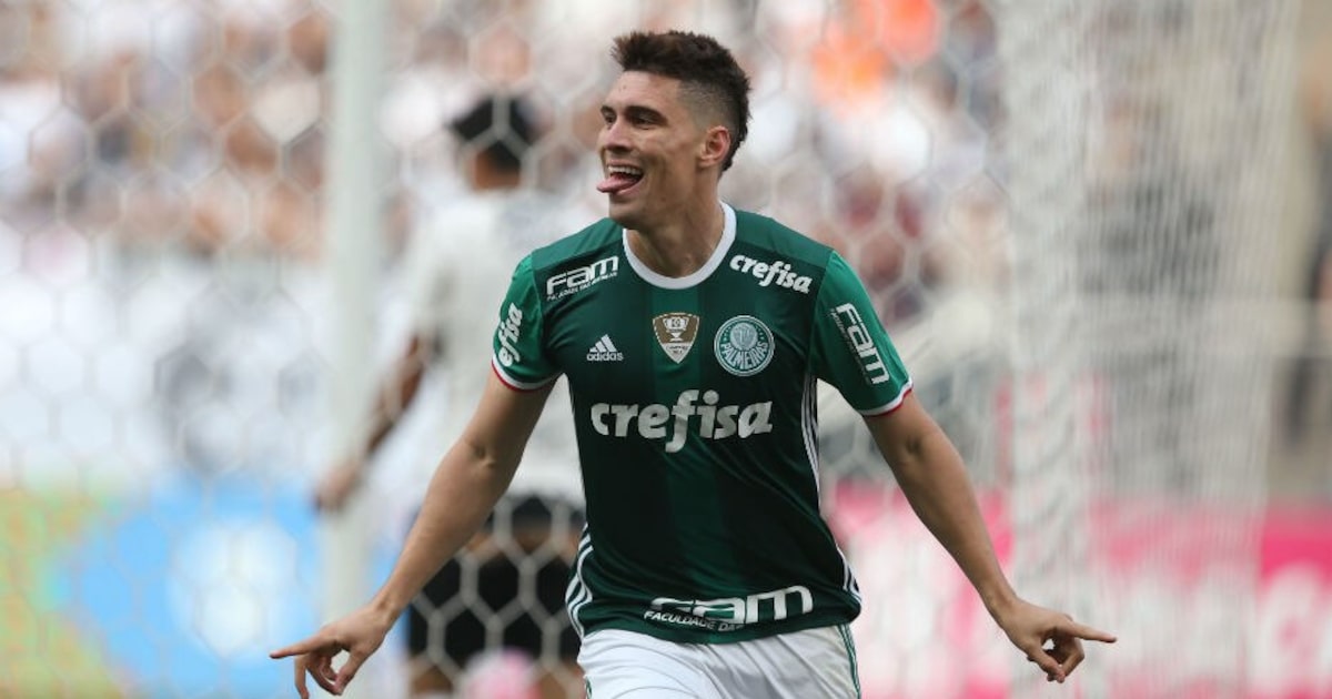 Pressão aumenta no Corinthians após derrota em clássico, afirma Moisés