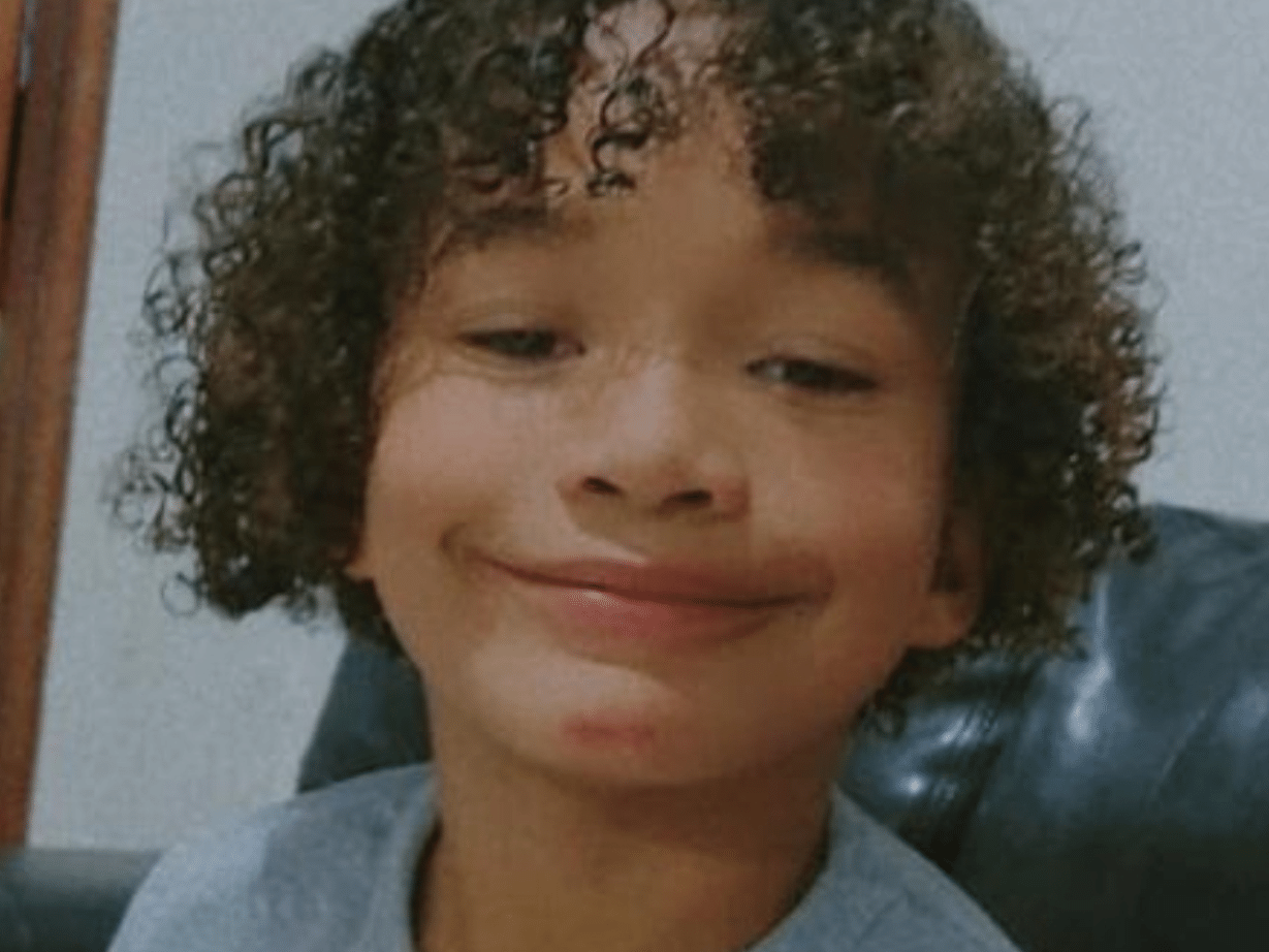Criança é atropelada e morre por motorista sem habilitação de van escolar em MG