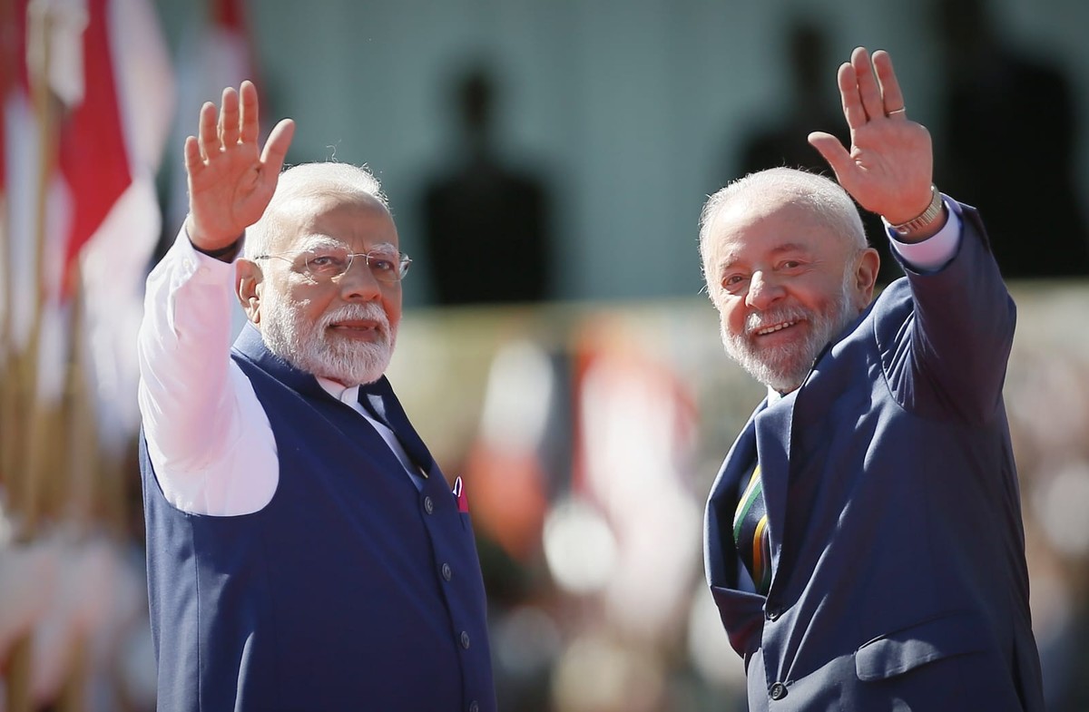 Lula e Modi debatem tarifas de Trump e fortalecem laços comerciais entre Brasil e Índia