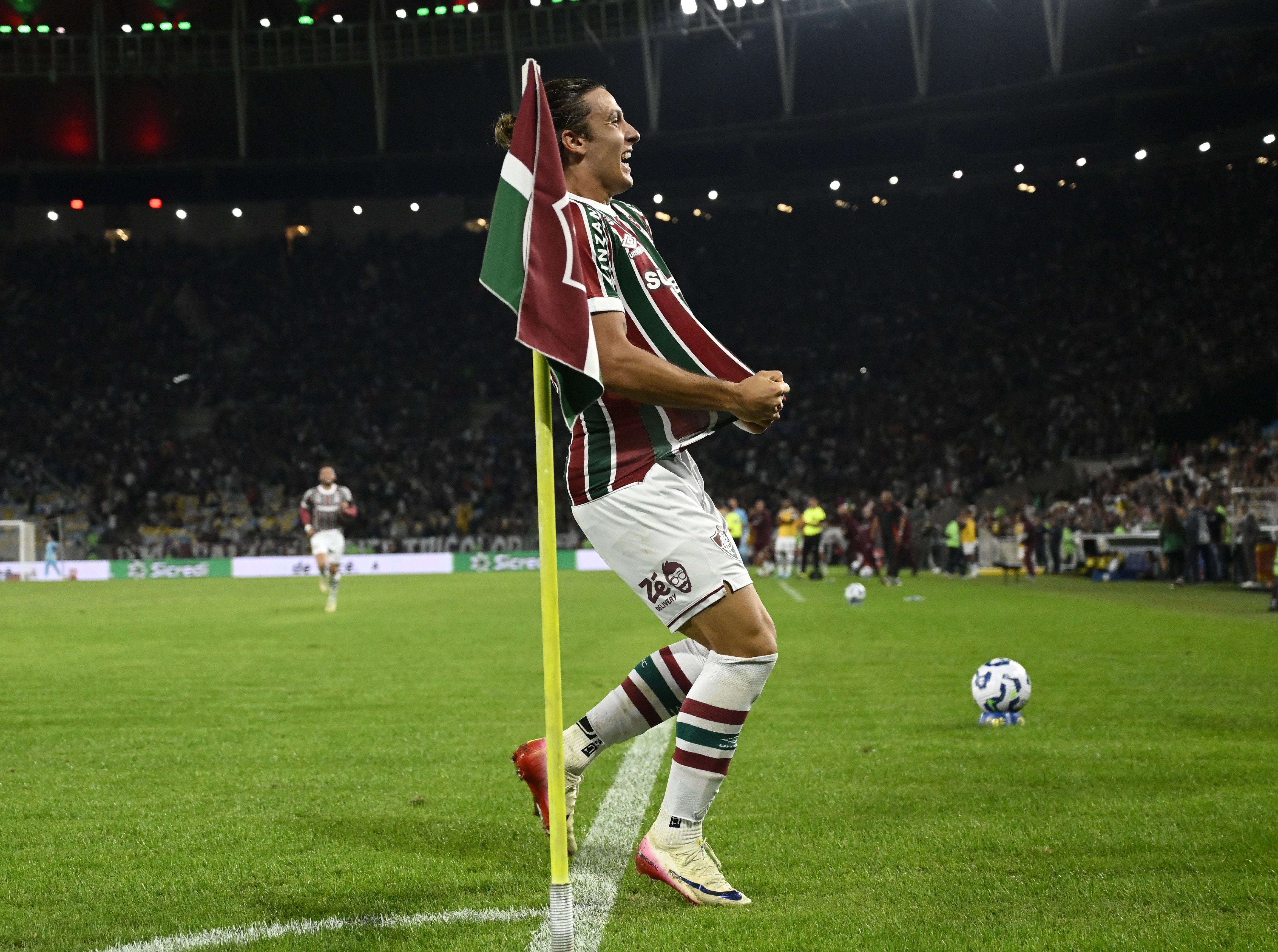 Fluminense resgata sua essência copeira e avança às quartas da Copa do Brasil
