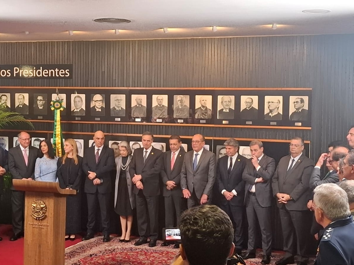 O ministro Alexandre de Moraes entra na galeria de ex-presidentes do Tribunal Superior Eleitoral em evento prestigiado por ministros do Supremo Tribunal Federal e pelo vice-presidente Geraldo Alckmin. (Foto: Mateus Coutinho/UOL)