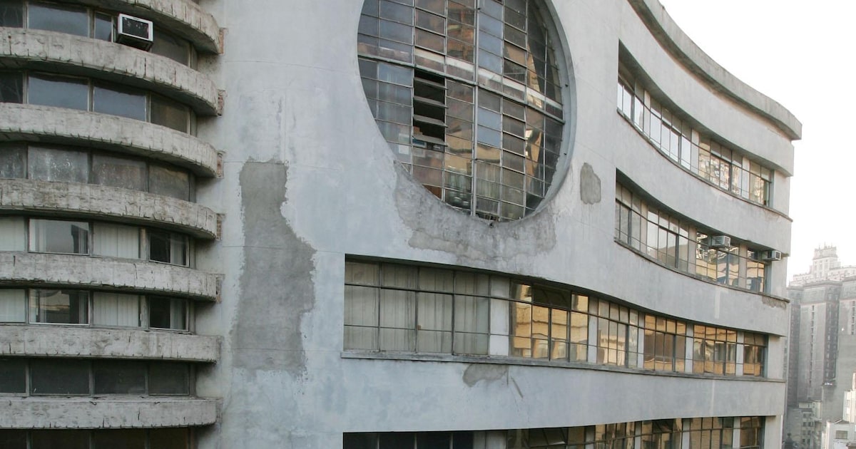 Santa Casa coloca à venda imóveis históricos, incluindo o prédio do ouro da Revolução de 32