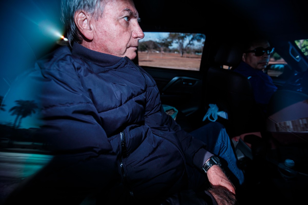PF encontra pen drive e petição contra Moraes na casa de Bolsonaro
