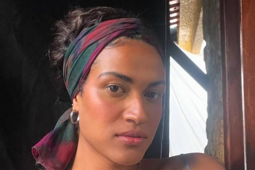 A atriz Ayla Gabriela é a nova protagonista de 'Geni e o Zepelim' (Foto: Reprodução Instagram @aylagabrielaa)