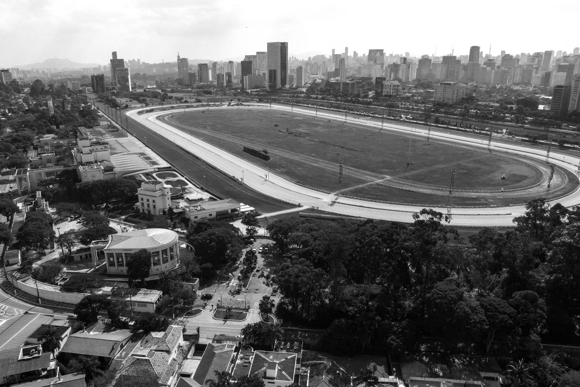 Imagem aérea do Jockey Club de São Paulo - Danilo Verpa - 26.jun.23/Folhapress. (Foto: Folhapress)