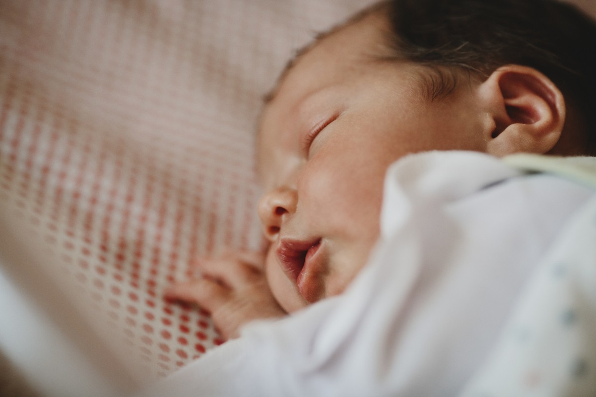 Bebê dormindo (Foto: Freepik)