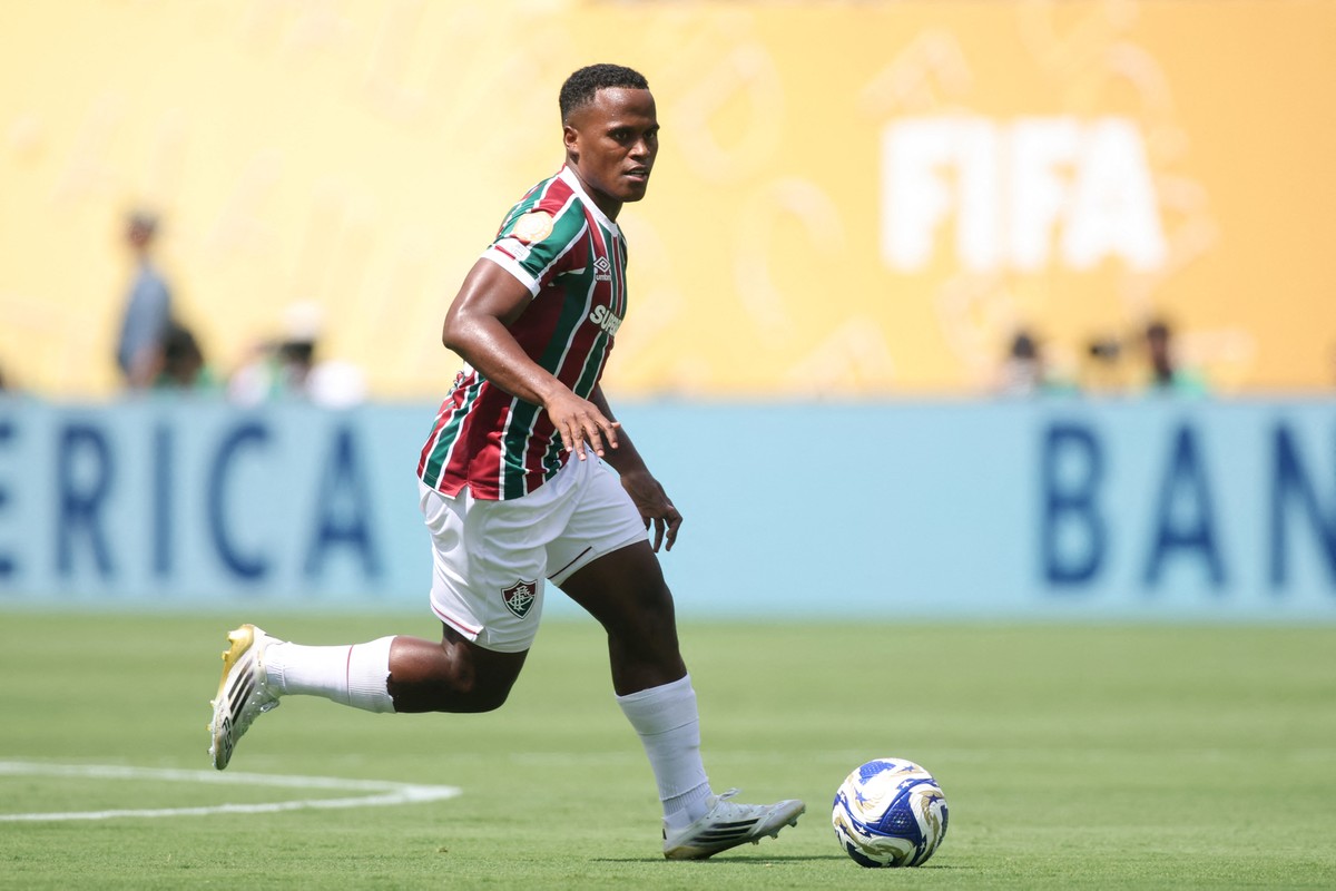 Fluminense fecha negociação e vende Jhon Arias ao Wolverhampton da Inglaterra