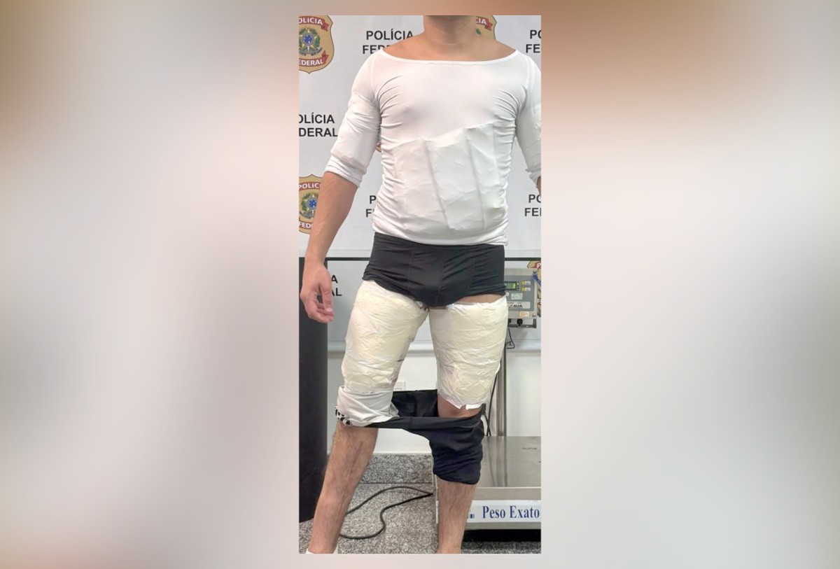 Homem é detido no Galeão ao tentar embarcar com 2 kg de cocaína no corpo