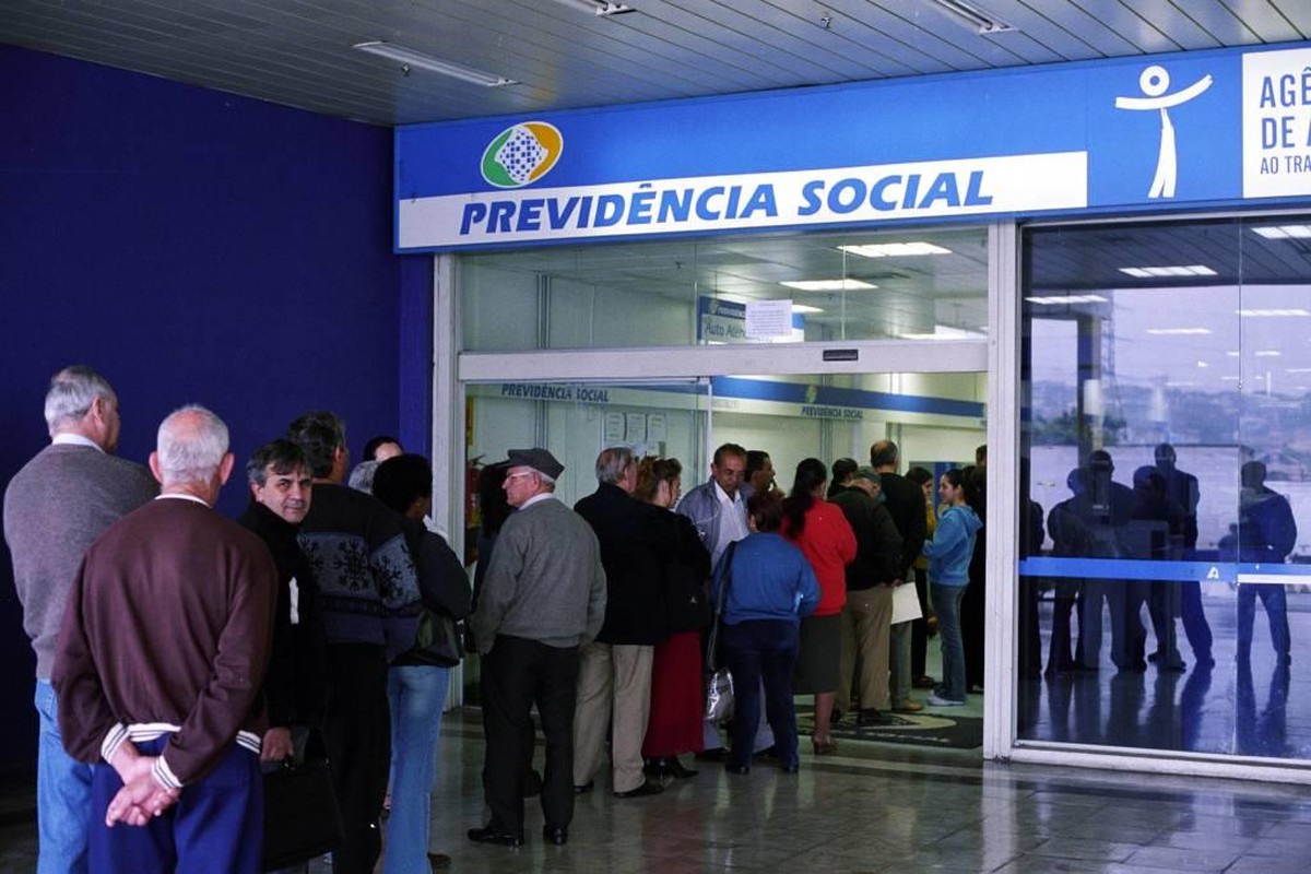 INSS inicia reembolso de descontos indevidos a partir de hoje para aposentados