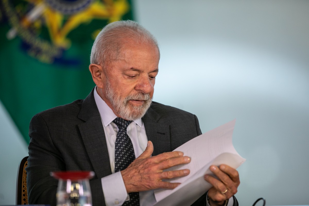 Lula veta aumento de deputados e chega ao 13º veto em seu governo