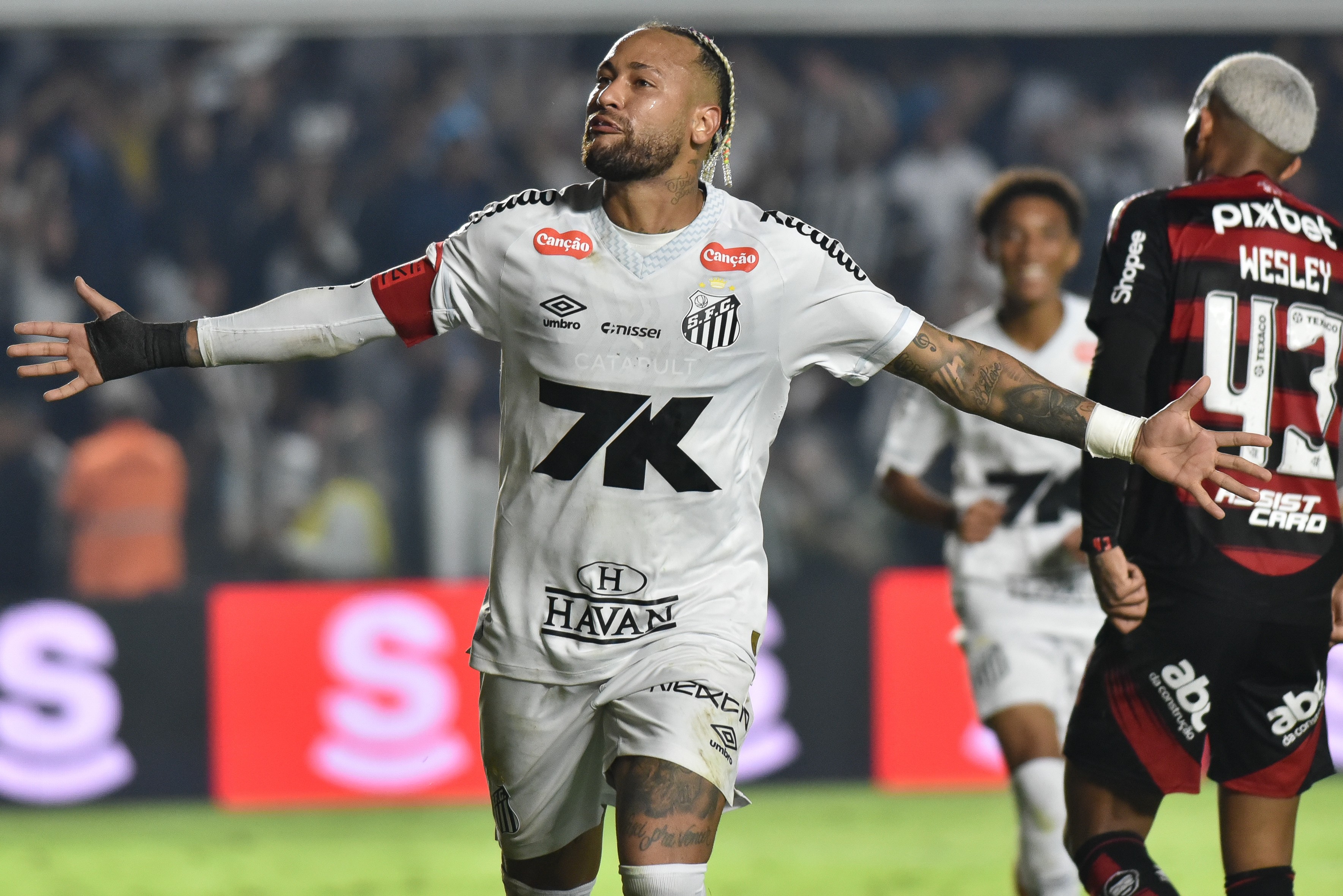 Neymar brilha com golaço e palmeirenses criticam Abel após partida agitada