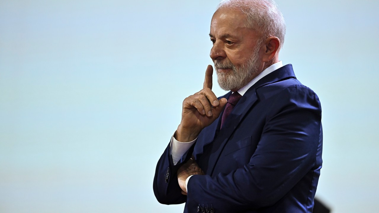 Mudança no ministério de Lula gera apreensão entre aliados e especialistas