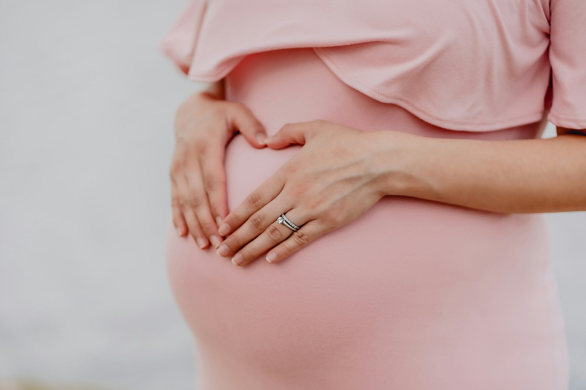 Número de brasileiros contra a legalização do aborto cresce, aponta pesquisa