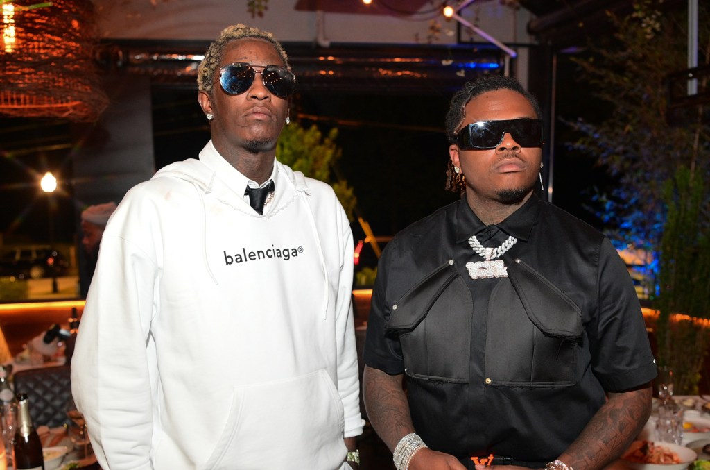 Young Thug respondeu nas redes sociais a fotos que surgiram de Gunna após aparentemente cobrir sua tatuagem do YSL. (Foto: Reprodução)