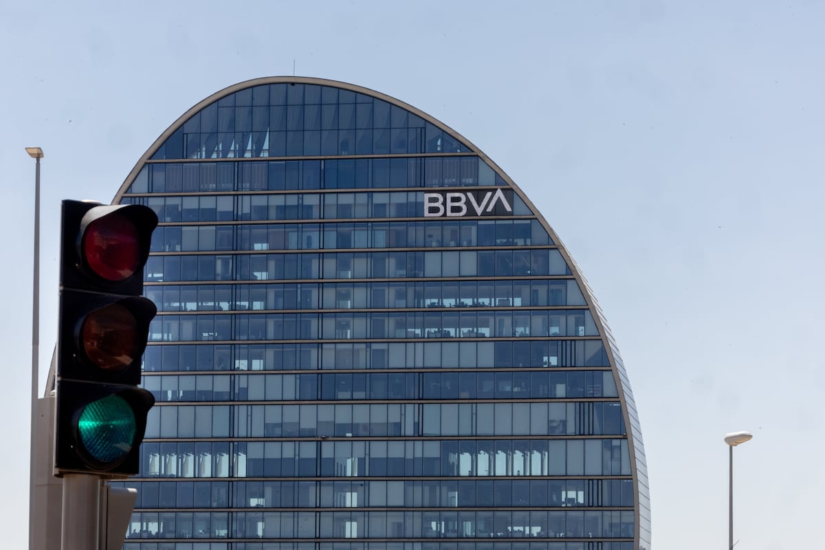 Grandes fundos intensificam movimentações no BBVA e no Sabadell antes da opa