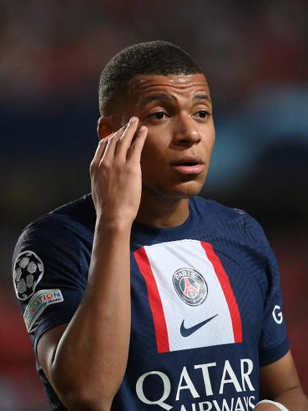 Mbappé chegou a se comprometer a ficar no Paris Saint-Germain até 2025 (Foto: Getty Images)