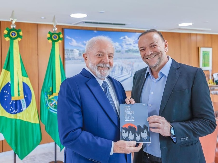Edinho Silva é eleito presidente do PT e promete fortalecer apoio a Lula