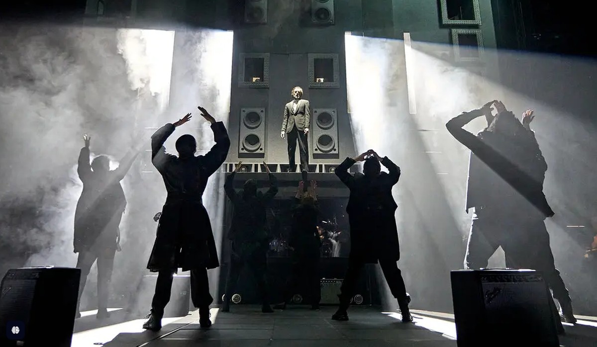 Radiohead e Shakespeare se encontram em nova adaptação de 'Hamlet' em Manchester