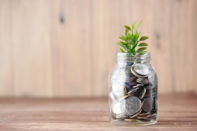 Dicas práticas para economizar dinheiro e começar a poupar hoje mesmo