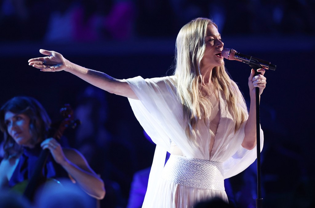 Academy of Country Music Awards celebra 60 anos com performances icônicas e emocionantes