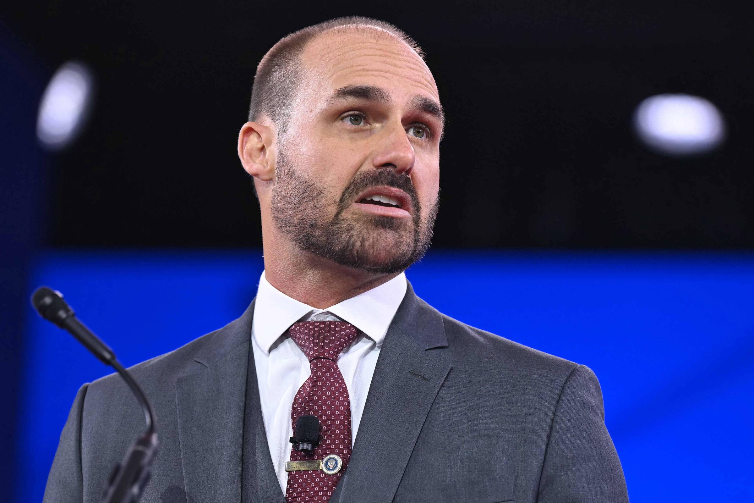 Eduardo Bolsonaro e Tarcísio selam paz após críticas sobre tarifaço