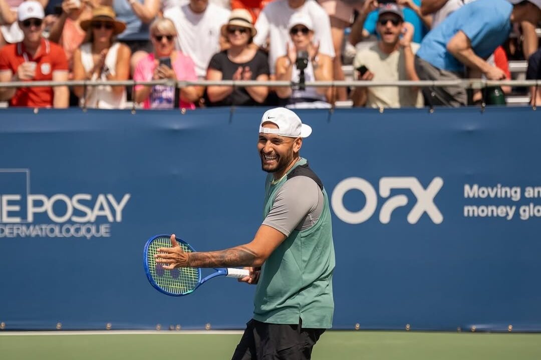 Kyrgios critica Sinner após retorno de preparador físico em polêmica no tênis